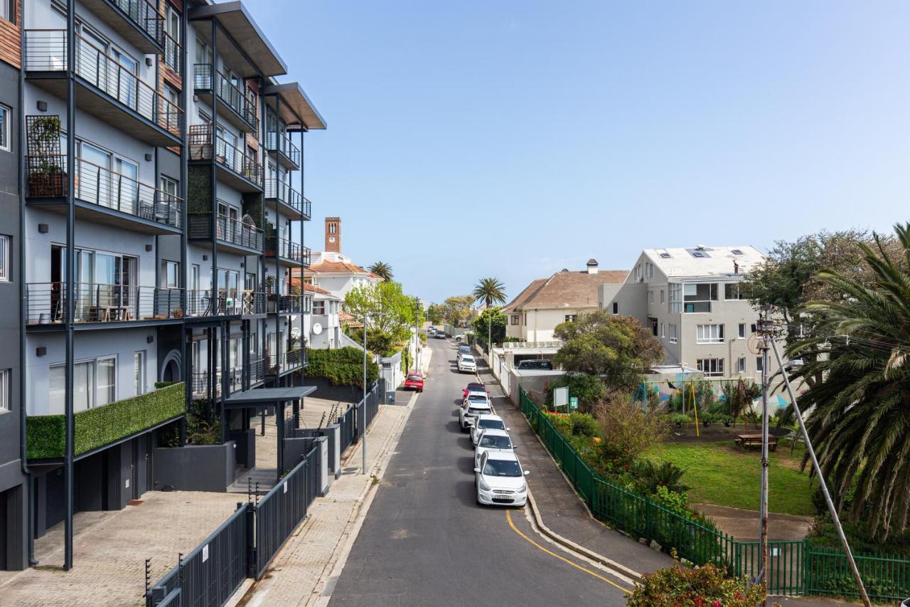 Portswood Mews - Chic White Studio Apartment Green Point Le Cap Extérieur photo